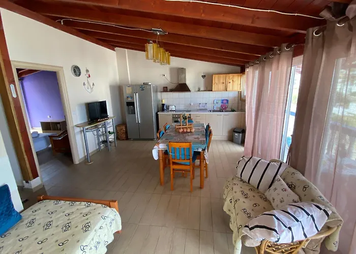 Nikos Studios Meltemi Family Suite Penthouse