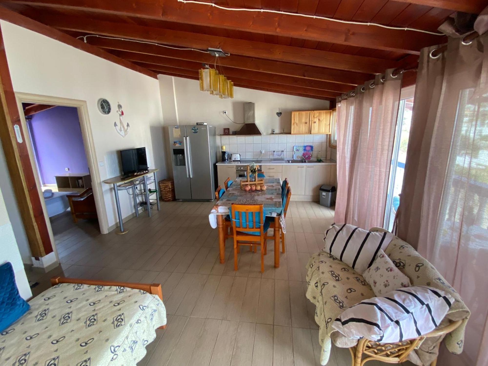 Nikos Meltemi Family Penthouse Apartment *